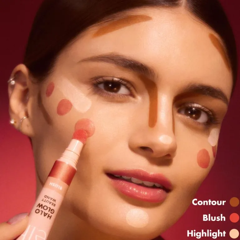 e.l.f. Halo Glow Highlight Beauty Wand Champagne Campaign