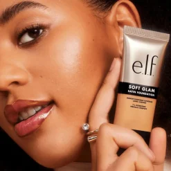 e.l.f. Soft Glam Satin Foundation 25 Light Neutral