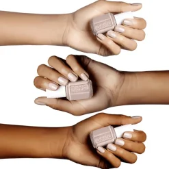 essie Nagellak Nude 121 Topless Barefoot 13,5 ML