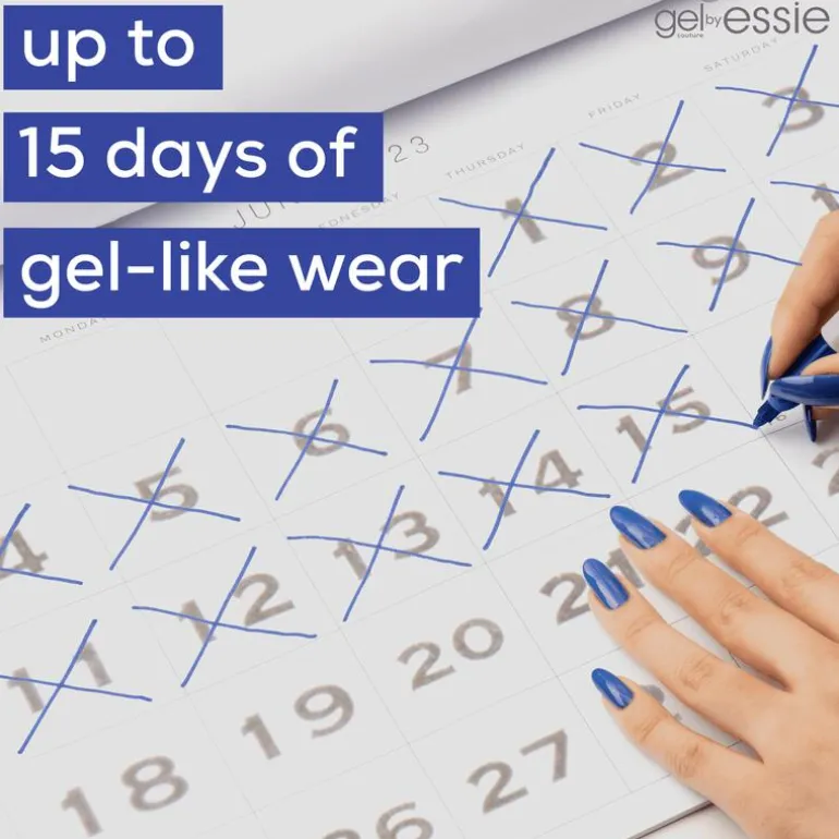 gel by essie Nagellak 345 Bubbles Only Rood 13,5ML