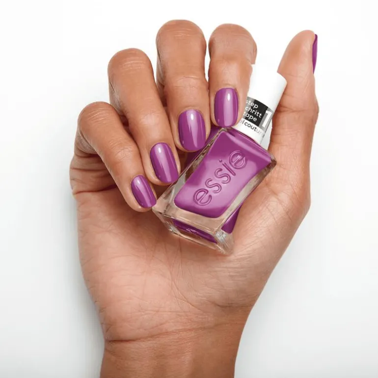 gel by essie Nagellak Strut With It 561 Paars 13,5ML
