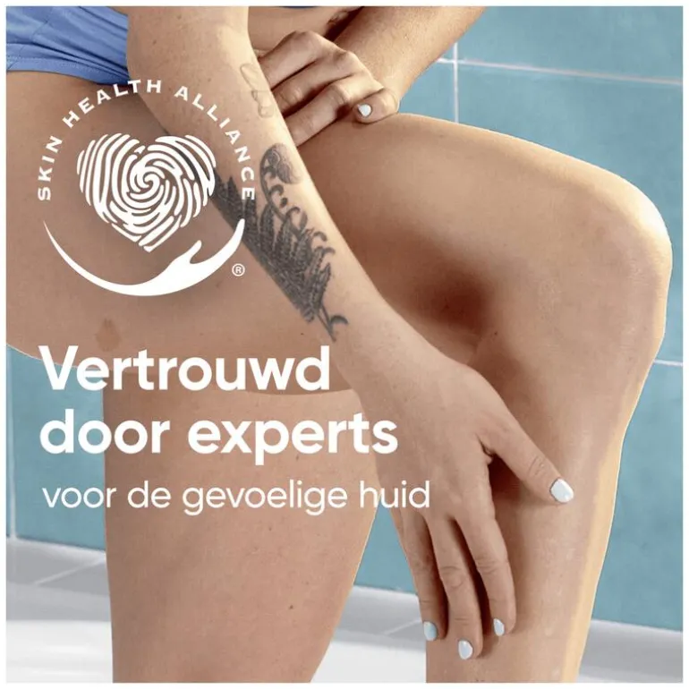 Gillette Venus Deluxe Smooth Sensitive Rose Gold Scheersysteem 5 Blades