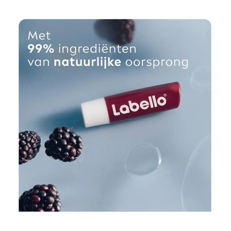 Labello Blackberry Shine Lippenbalsem 24u Hydratatie Bordeauxrood 1 Stuk