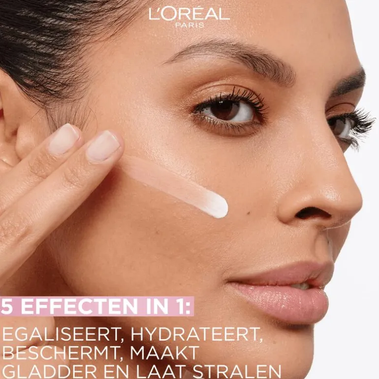 L'Oréal Paris BB C'est Magic BB Cream 02 Light Gekleurde Dagcrème SPF 20