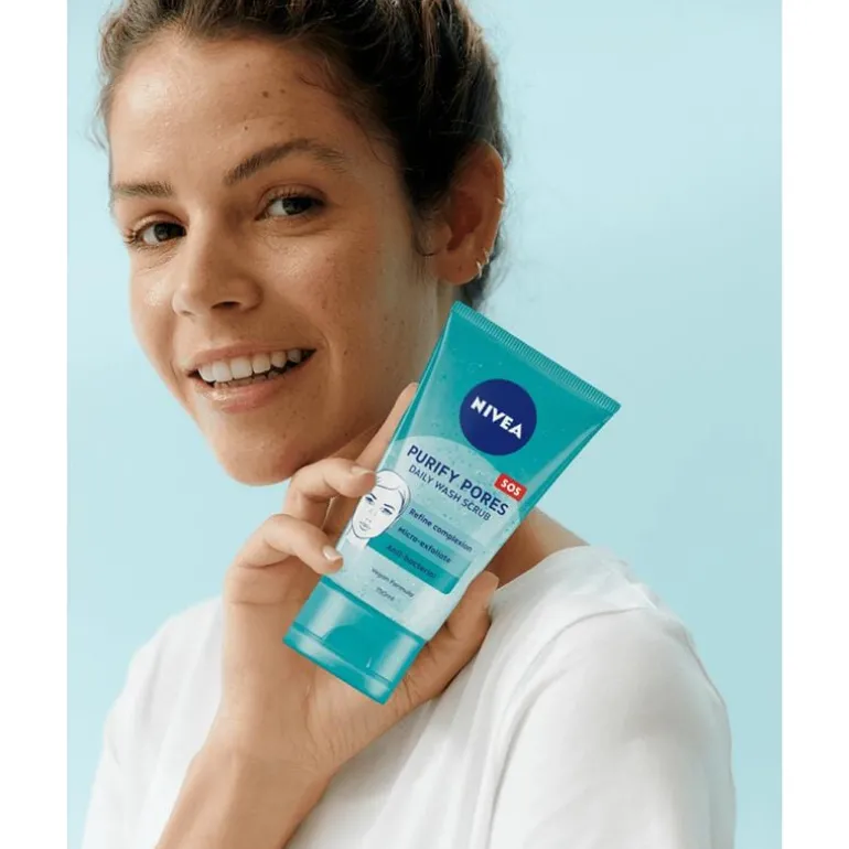 NIVEA Essentials Dagelijkse Reinigingsscrub 150 ML