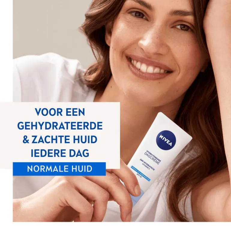 NIVEA Essentials +24h Hydraterende Dagcrème SPF15 50 ML