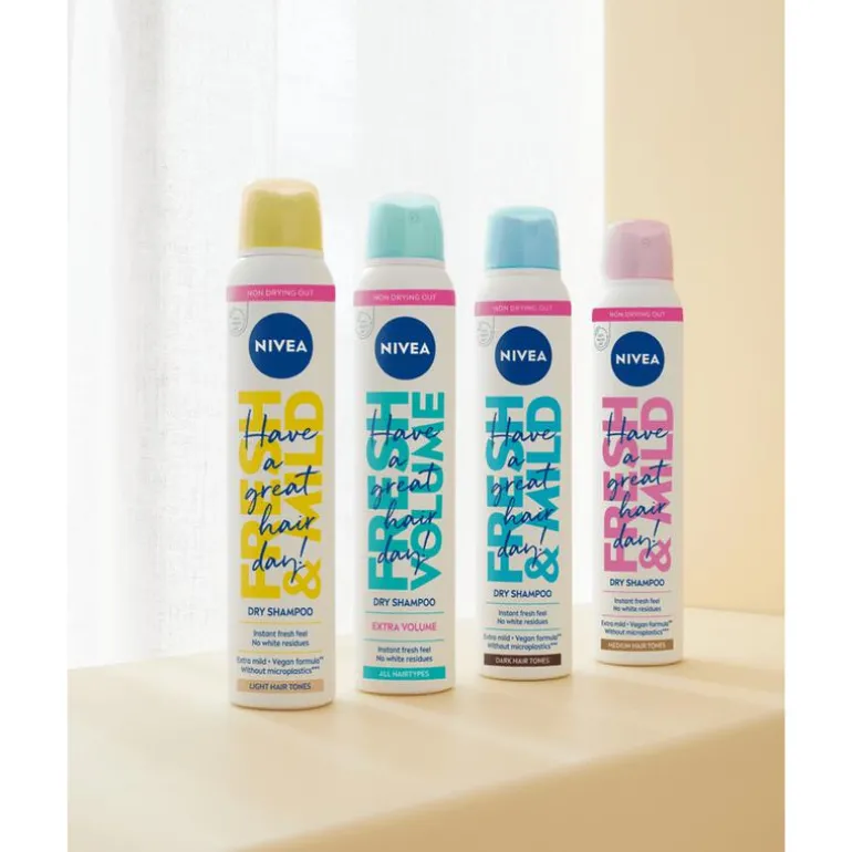 NIVEA Fresh Revive 3-In-1 Droogshampoo Donkerblond Haar 200 ML