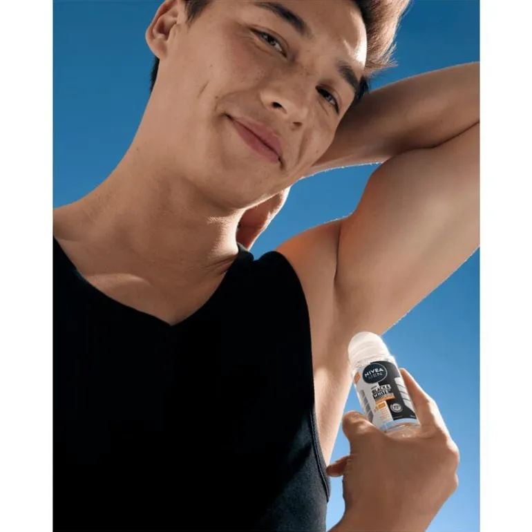 NIVEA MEN Black & White Ultimate Impact Deodorant Roller 50 ML