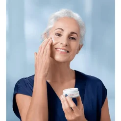 NIVEA Vital Soja Verstevigende Dagcrème SPF 30 Oudere Huid 50 ML